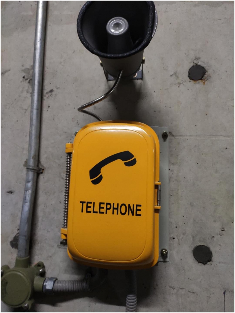 防水扩音声光报警电话机产品特点